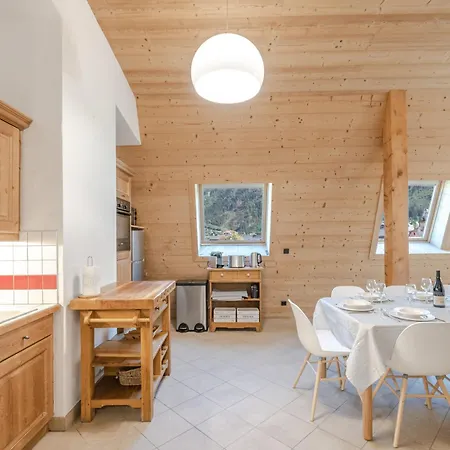 Grand Au Centre De Avec Wifi Et Garage, Proche Des Pistes - Fr-1-343-229 شقة