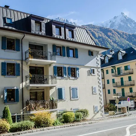A Chamonix, Pres Des Pistes *